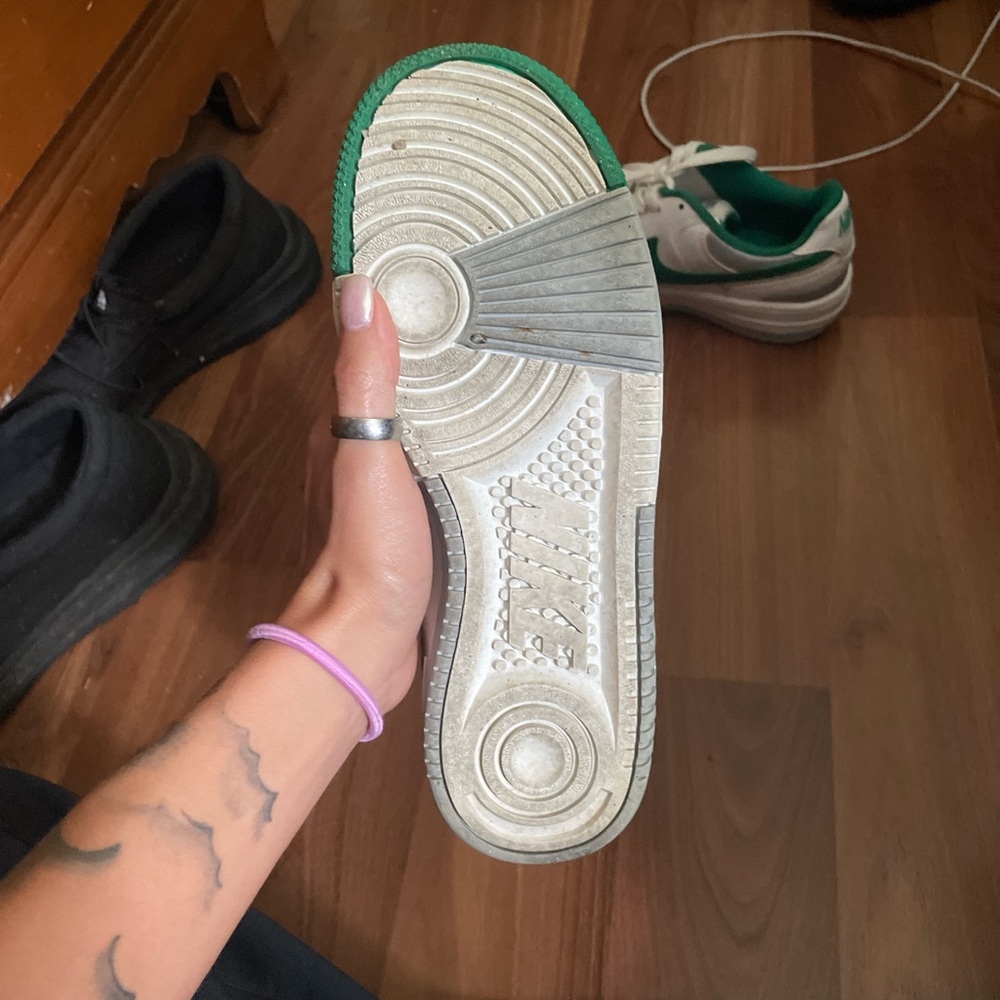 Nike Women's Sneakers in Green and White